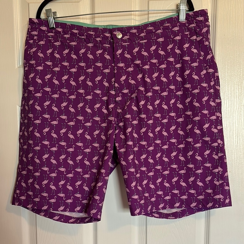 Bonobos Riviera men’s purple lined flamingo hybrid shorts size 36